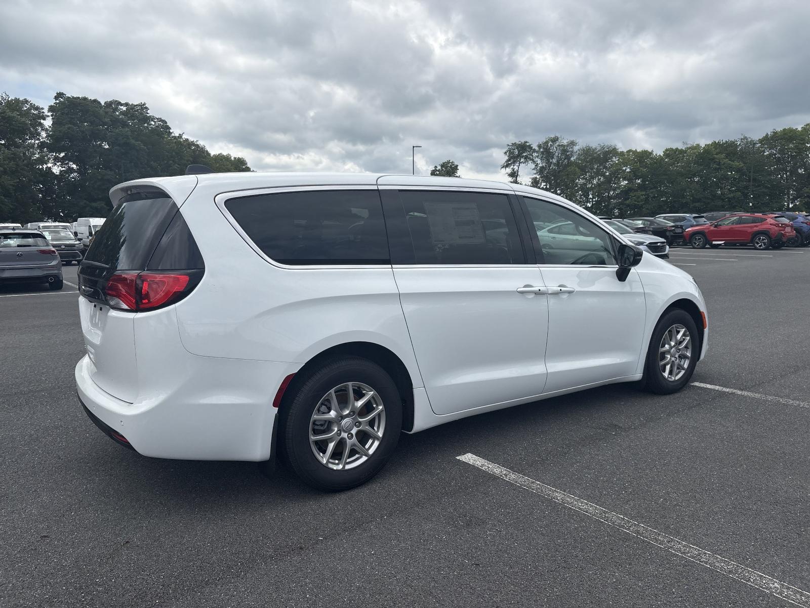 2025 Chrysler Voyager Vehicle Photo in Mechanicsburg, PA 17050-1707