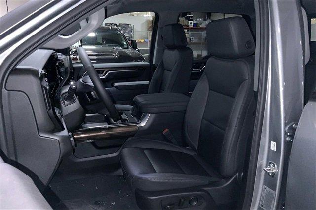 2025 Chevrolet Silverado 2500 HD Vehicle Photo in INDEPENDENCE, MO 64055-1314