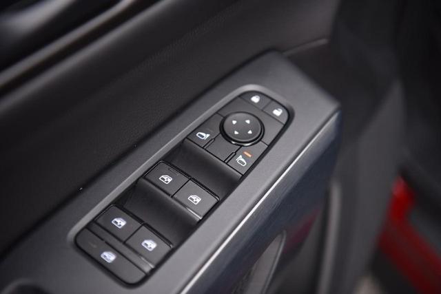 2025 Nissan Pathfinder Vehicle Photo in Ballwin, MO 63011