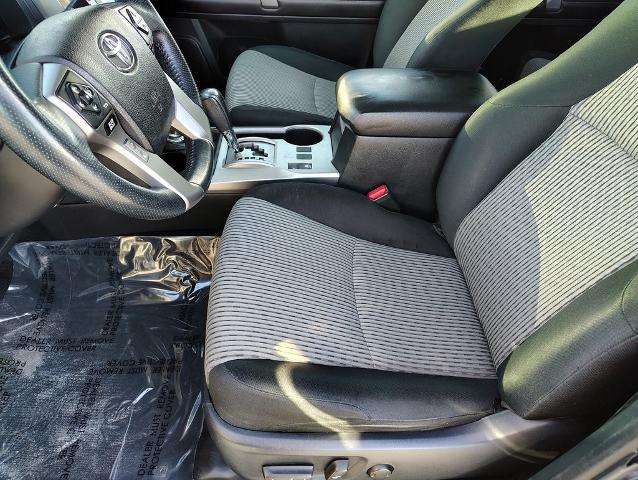 2016 Toyota 4Runner Vehicle Photo in GREEN BAY, WI 54304-5303