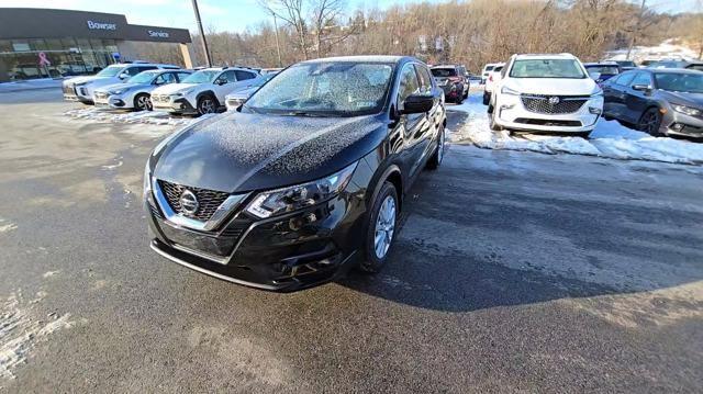 2022 Nissan Rogue Sport Vehicle Photo in Pleasant Hills, PA 15236