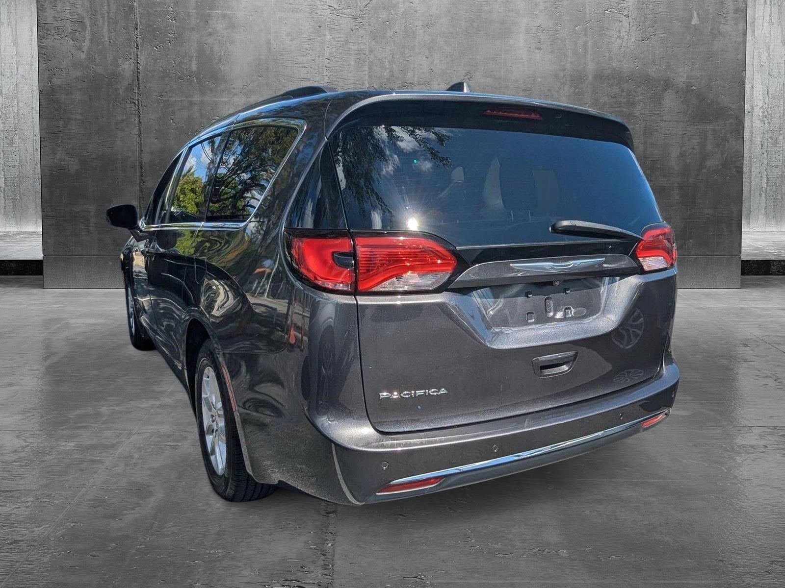 2022 Chrysler Pacifica Vehicle Photo in Miami, FL 33135