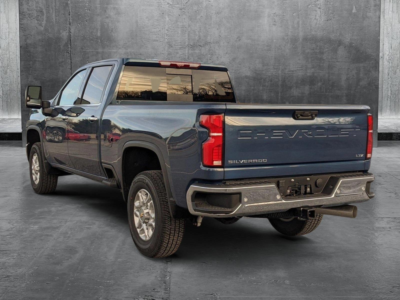 2025 Chevrolet Silverado 3500 HD Vehicle Photo in TIMONIUM, MD 21093-2300