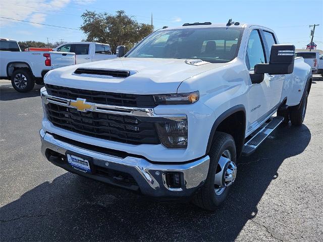 2025 Chevrolet Silverado 3500 HD Vehicle Photo in EASTLAND, TX 76448-3020