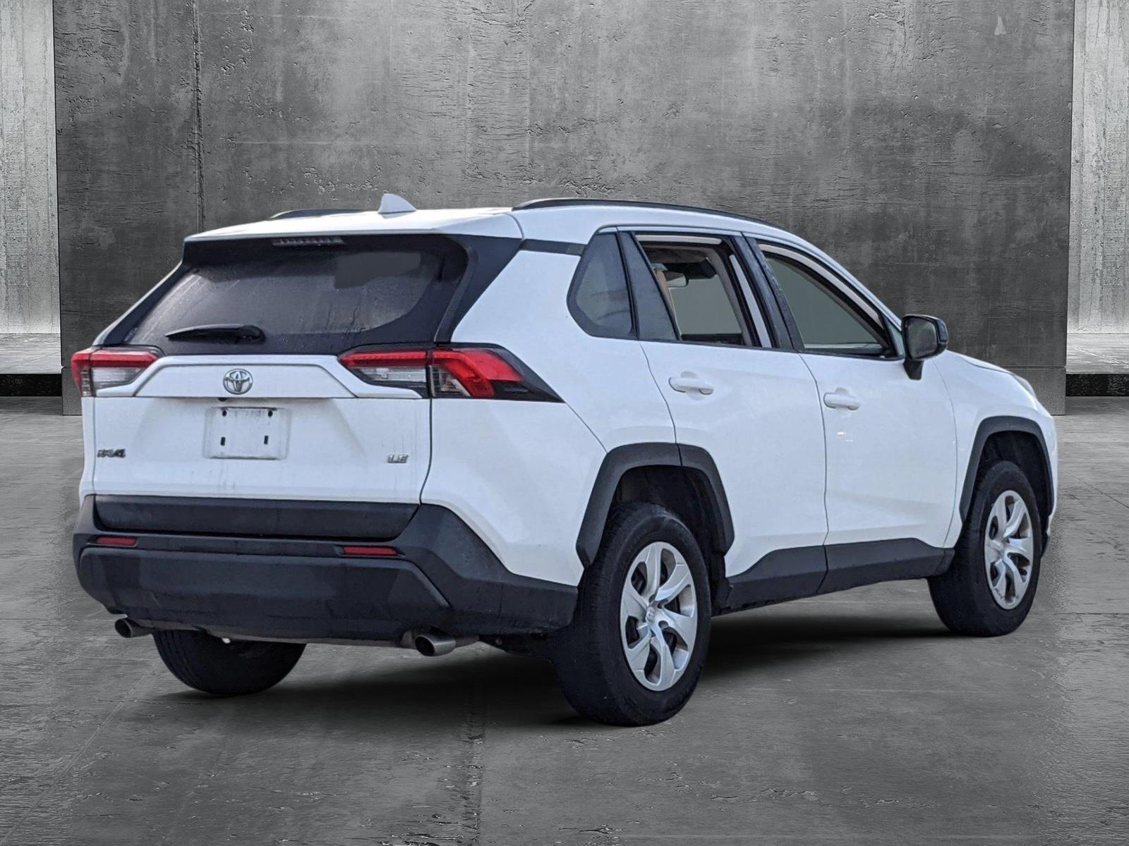 2019 Toyota RAV4 Vehicle Photo in Davie, FL 33331