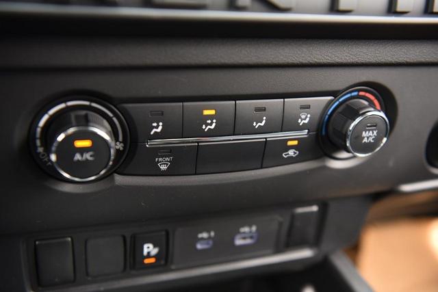 2025 Nissan Frontier Vehicle Photo in Ballwin, MO 63011