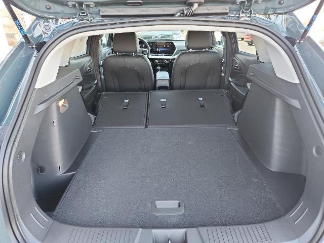 2025 Chevrolet Trax Vehicle Photo in HAYS, KS 67601-1994