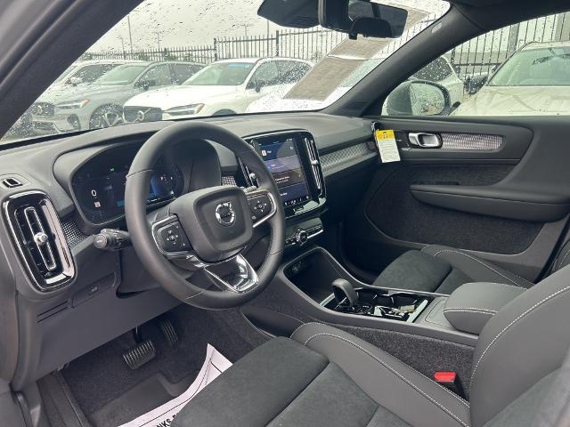 2025 Volvo XC40 Vehicle Photo in Grapevine, TX 76051