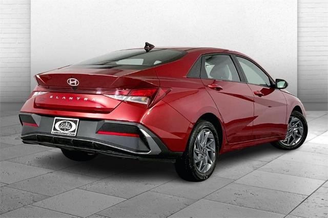 2024 Hyundai ELANTRA Vehicle Photo in Lees Summit, MO 64086