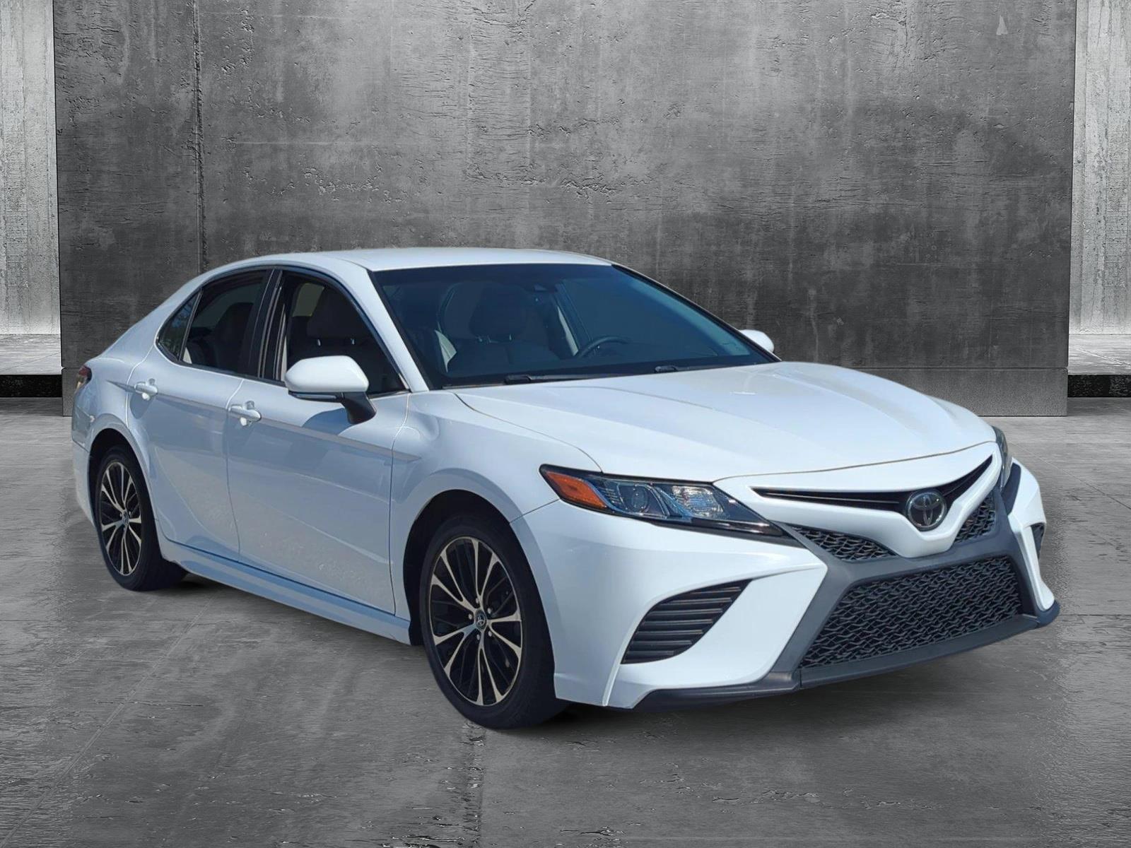 2018 Toyota Camry Vehicle Photo in Ft. Myers, FL 33907