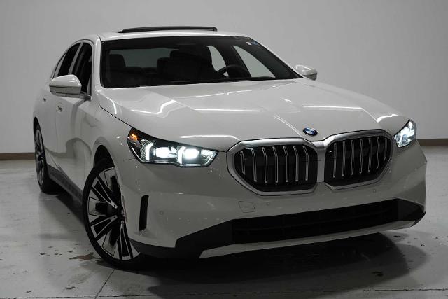 2024 BMW 530i xDrive Vehicle Photo in GRAPEVINE, TX 76051