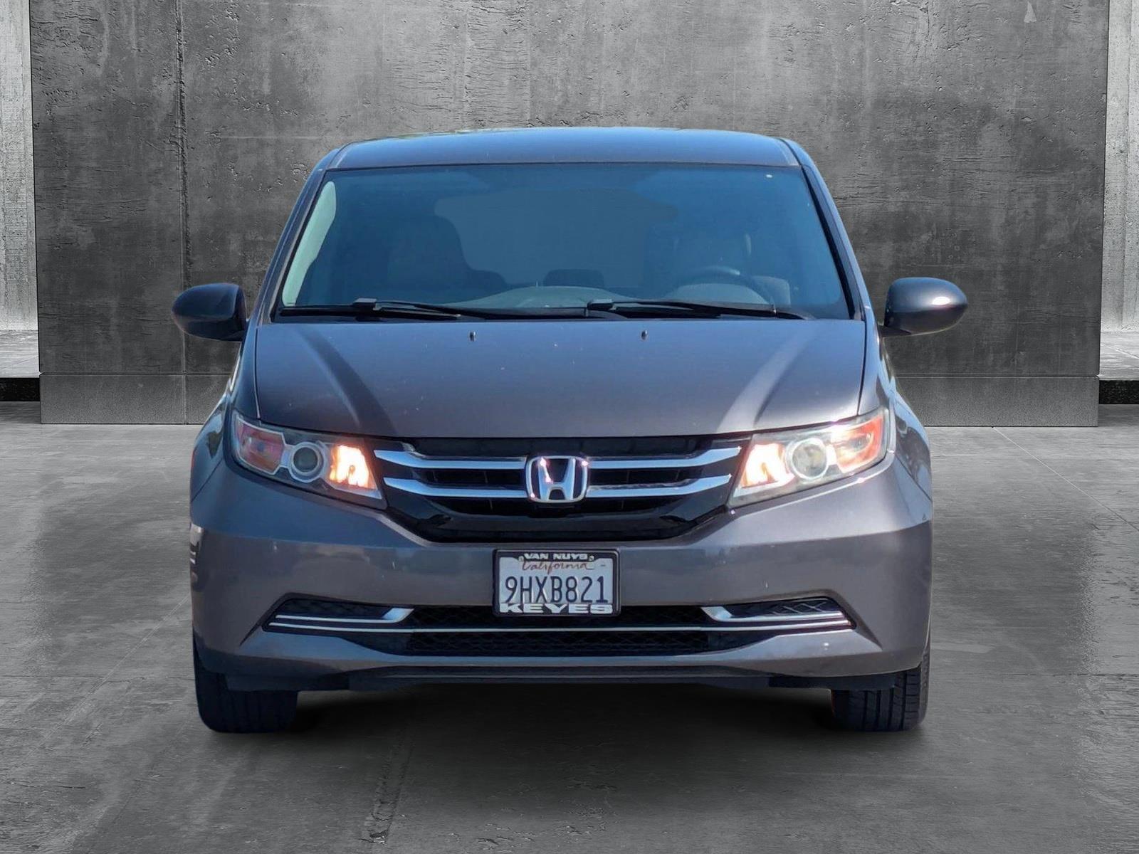 2015 Honda Odyssey Vehicle Photo in Valencia, CA 91355-1794