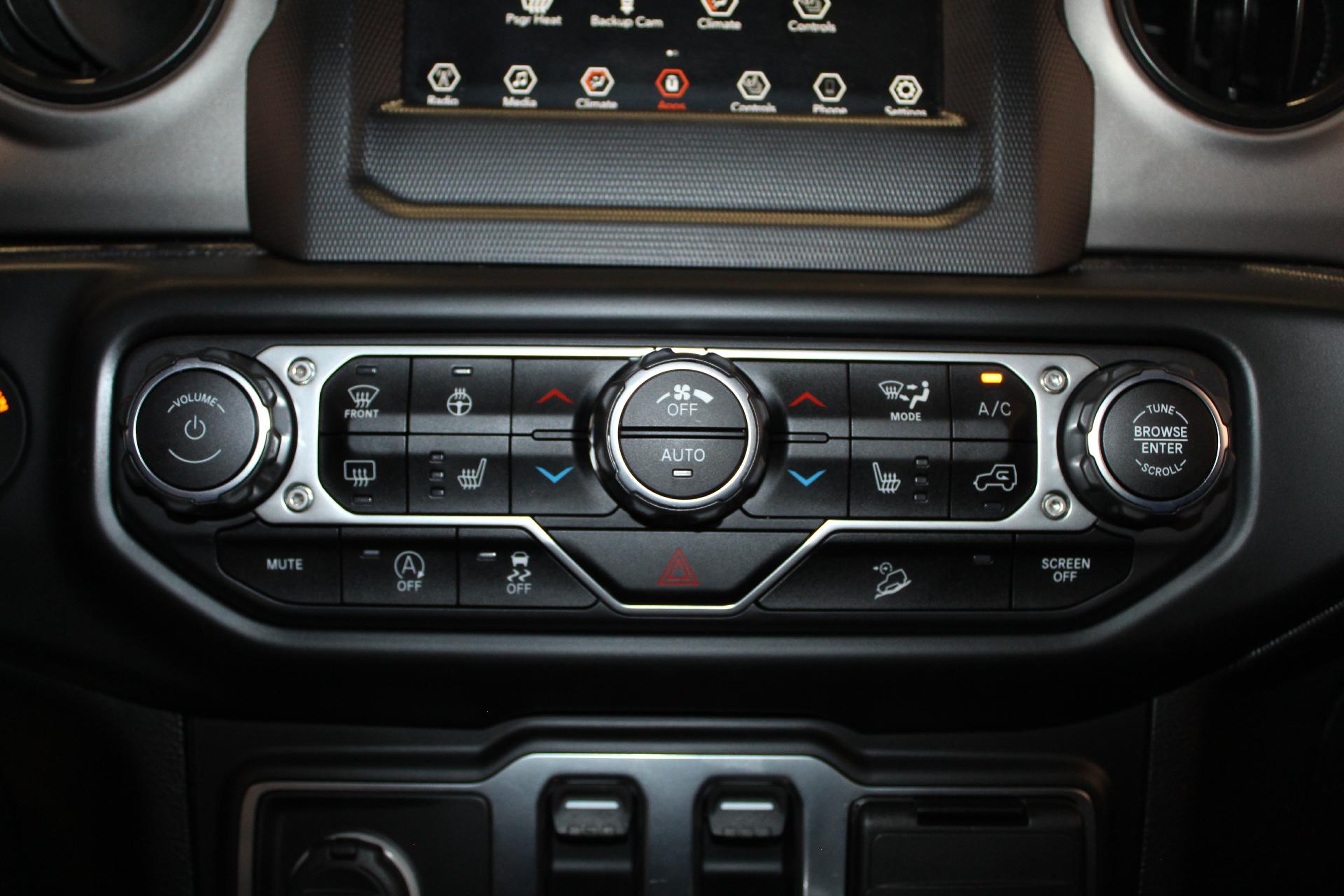 2021 Jeep Wrangler Vehicle Photo in NORTHAMPTON, MA 01060-1120