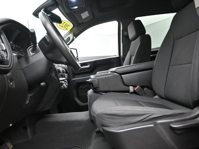 2023 Chevrolet Silverado 2500 HD Vehicle Photo in Cedar Rapids, IA 52402