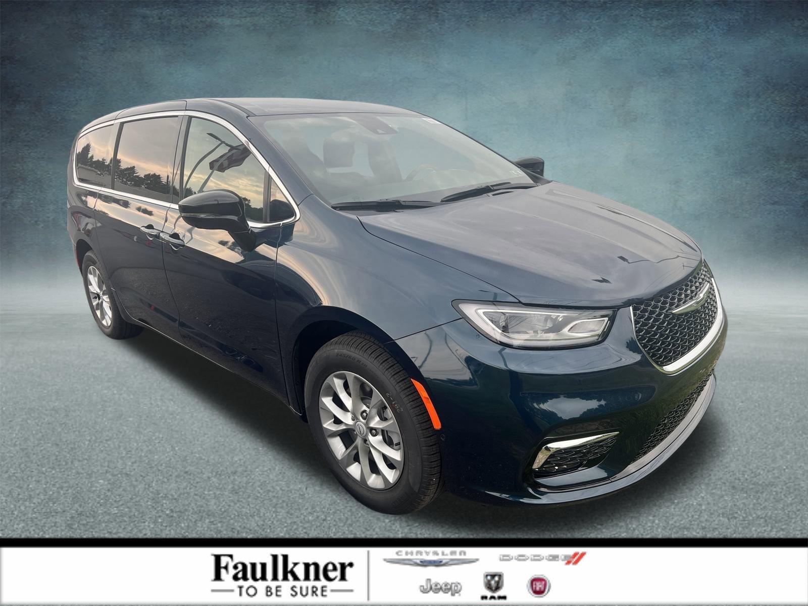 2025 Chrysler Pacifica Vehicle Photo in Mechanicsburg, PA 17050-1707