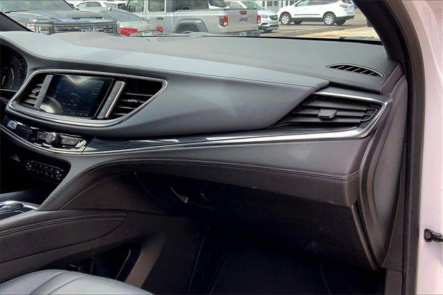 2024 Buick Enclave Vehicle Photo in TOPEKA, KS 66609-0000
