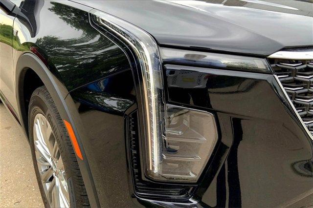 2024 Cadillac XT4 Vehicle Photo in KANSAS CITY, MO 64114-4545