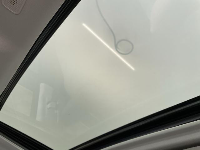 2024 Toyota Highlander Vehicle Photo in GILBERT, AZ 85297-0402