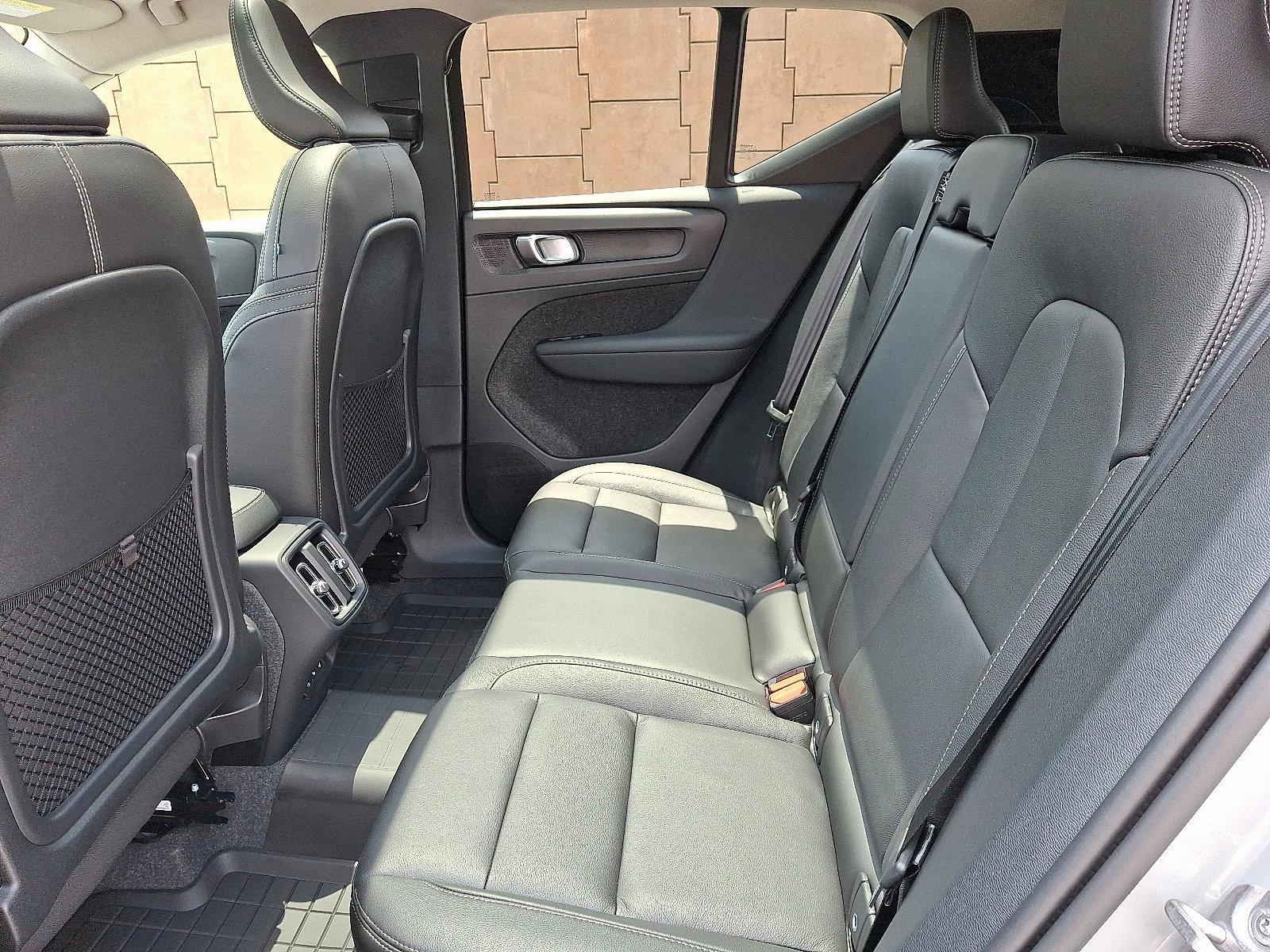 2025 Volvo XC40 Vehicle Photo in Lancaster, PA 17601