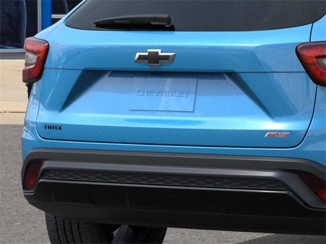2025 Chevrolet Trax Vehicle Photo in ENGLEWOOD, CO 80113-6708