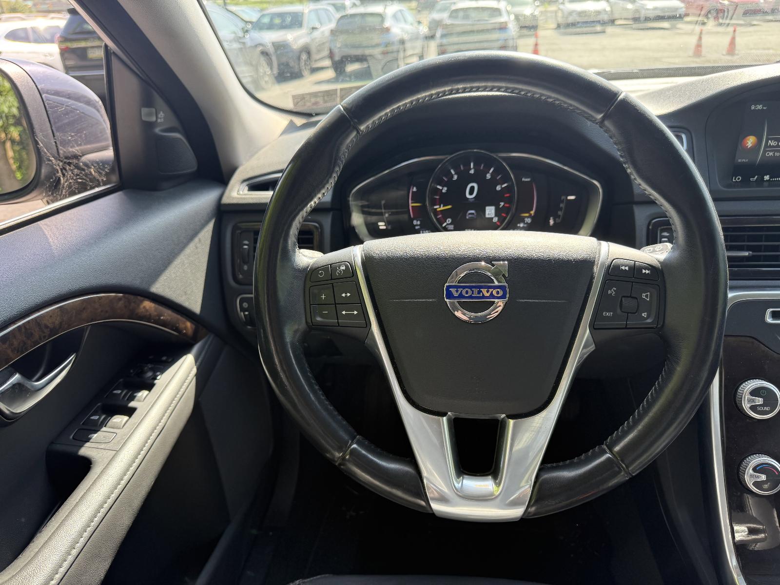 2016 Volvo XC70 Vehicle Photo in Harrisburg, PA 17111