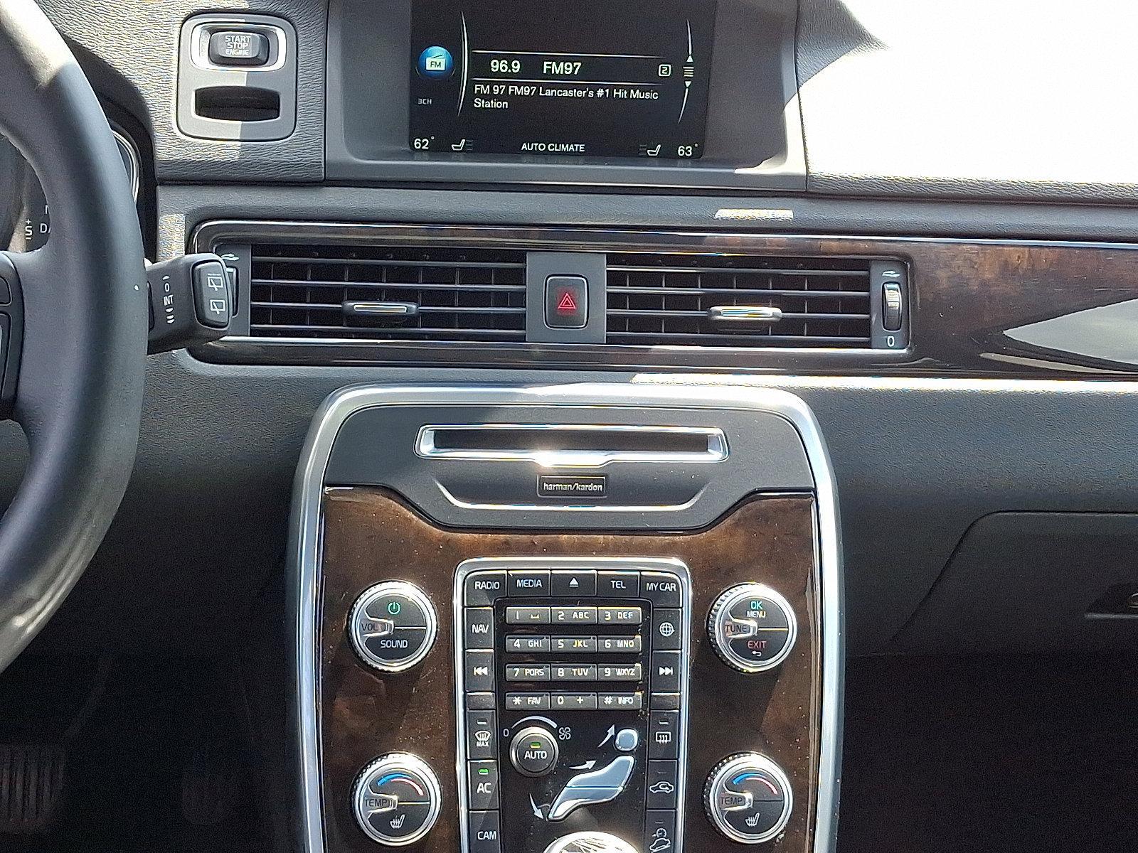 2016 Volvo XC70 Vehicle Photo in Harrisburg, PA 17111