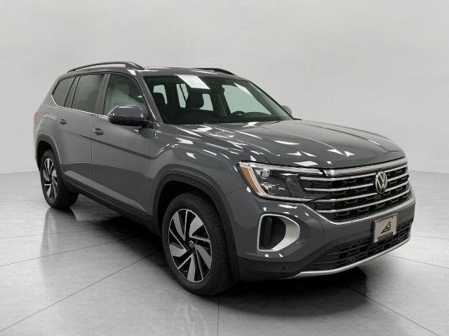 2025 Volkswagen Atlas Vehicle Photo in Neenah, WI 54956