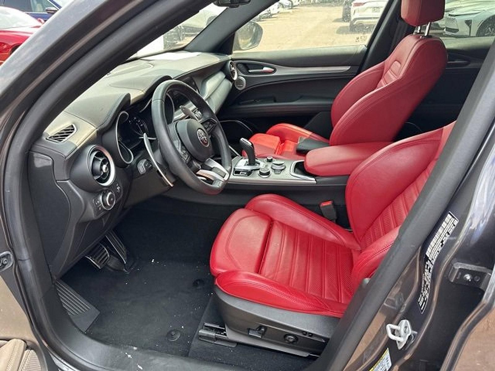 2022 Alfa Romeo Stelvio Vehicle Photo in Willow Grove, PA 19090