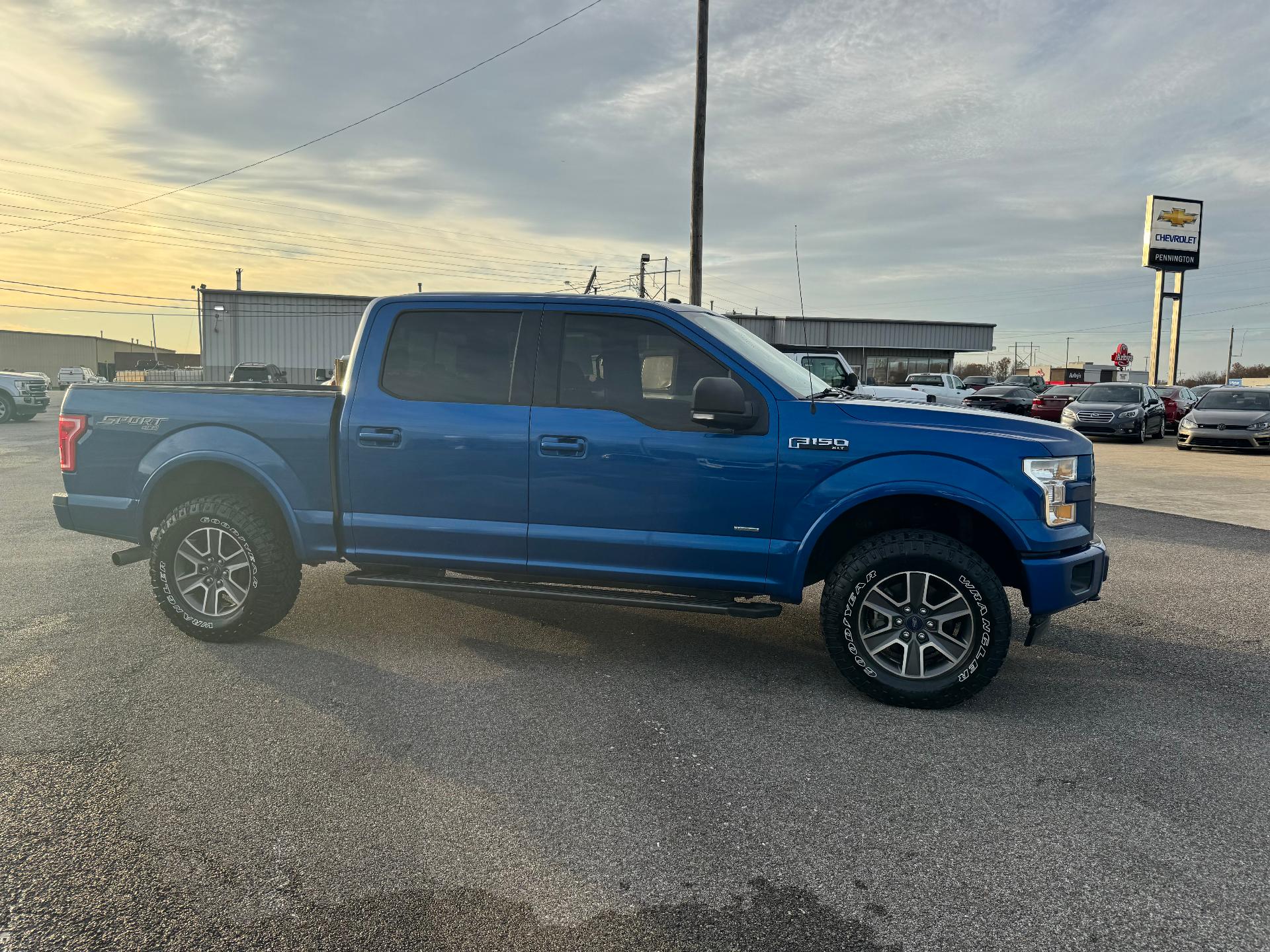 Used 2017 Ford F-150 XLT with VIN 1FTEW1EG6HKC91376 for sale in Salem, IL