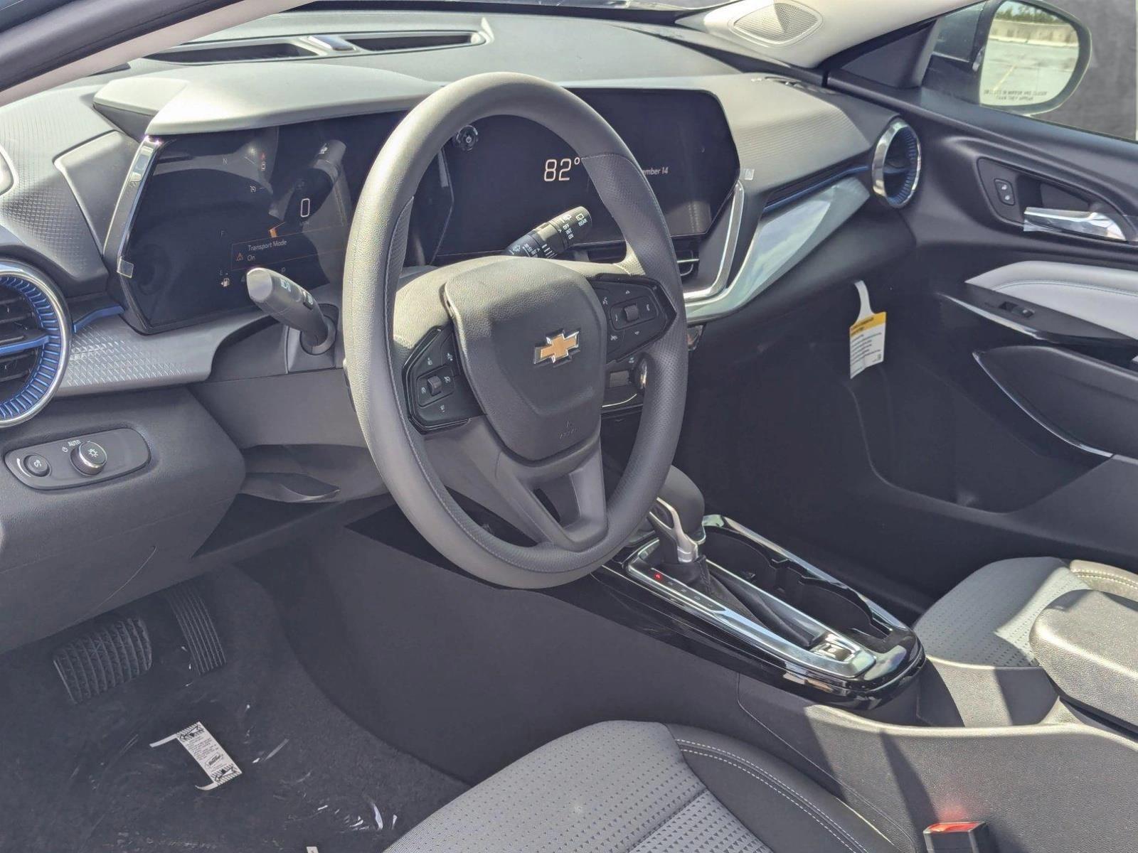 2025 Chevrolet Trax Vehicle Photo in GREENACRES, FL 33463-3207