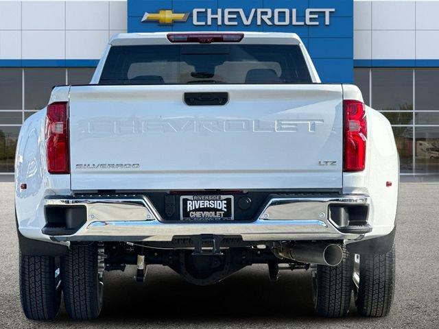 2025 Chevrolet Silverado 3500 HD Vehicle Photo in RIVERSIDE, CA 92504-4106