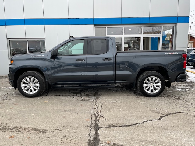 Certified 2022 Chevrolet Silverado 1500 Limited Custom with VIN 1GCRYBEK2NZ209295 for sale in New Bethlehem, PA