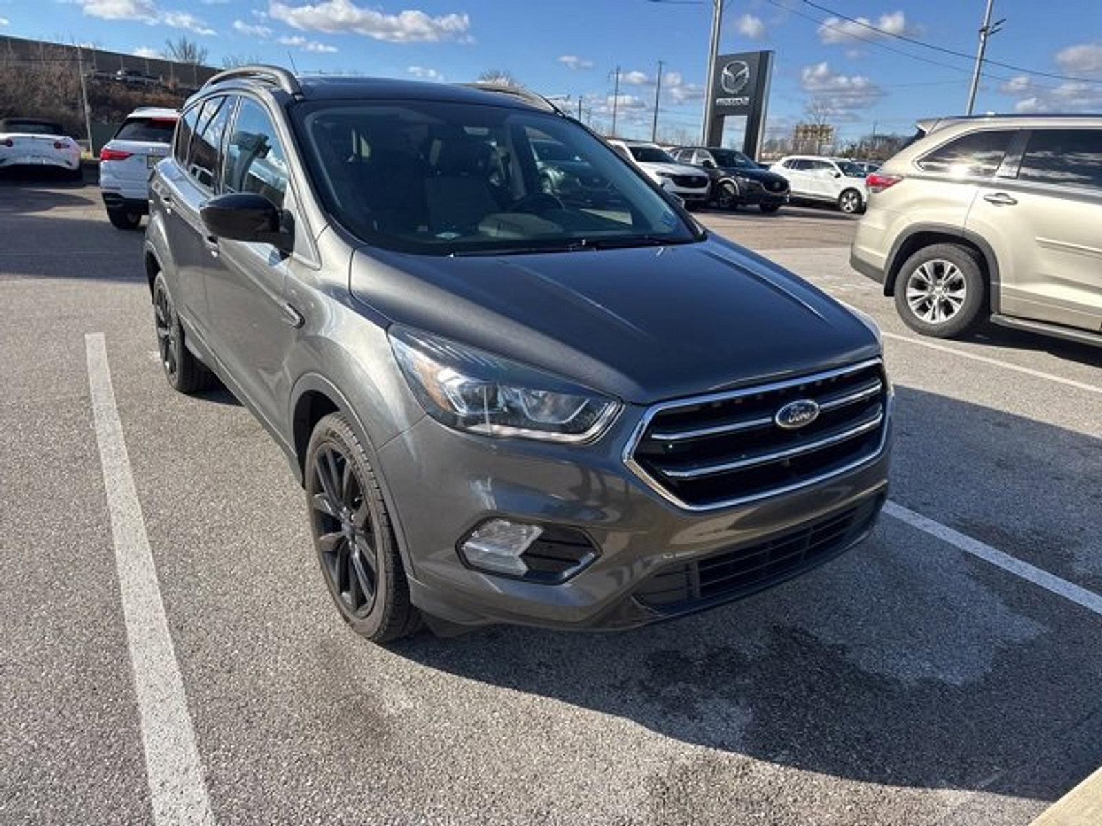 2017 Ford Escape Vehicle Photo in Trevose, PA 19053