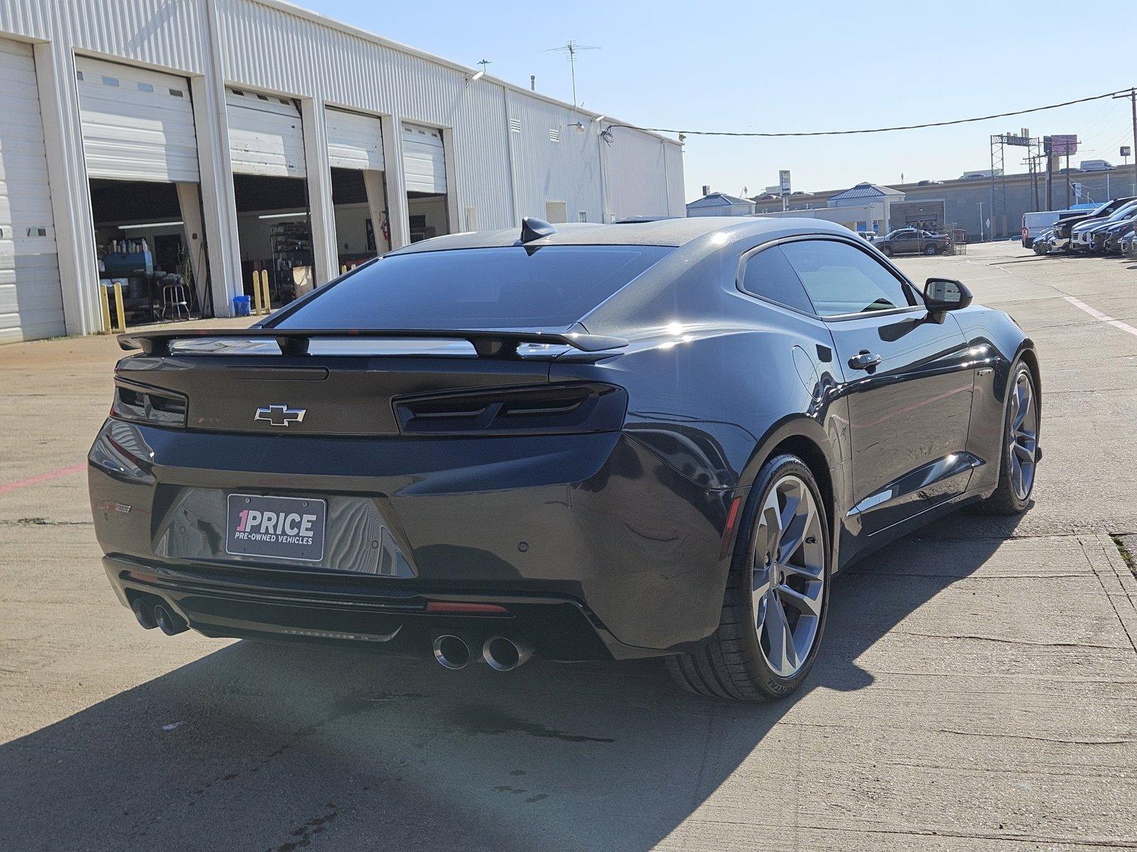 2017 Chevrolet Camaro Vehicle Photo in NORTH RICHLAND HILLS, TX 76180-7199