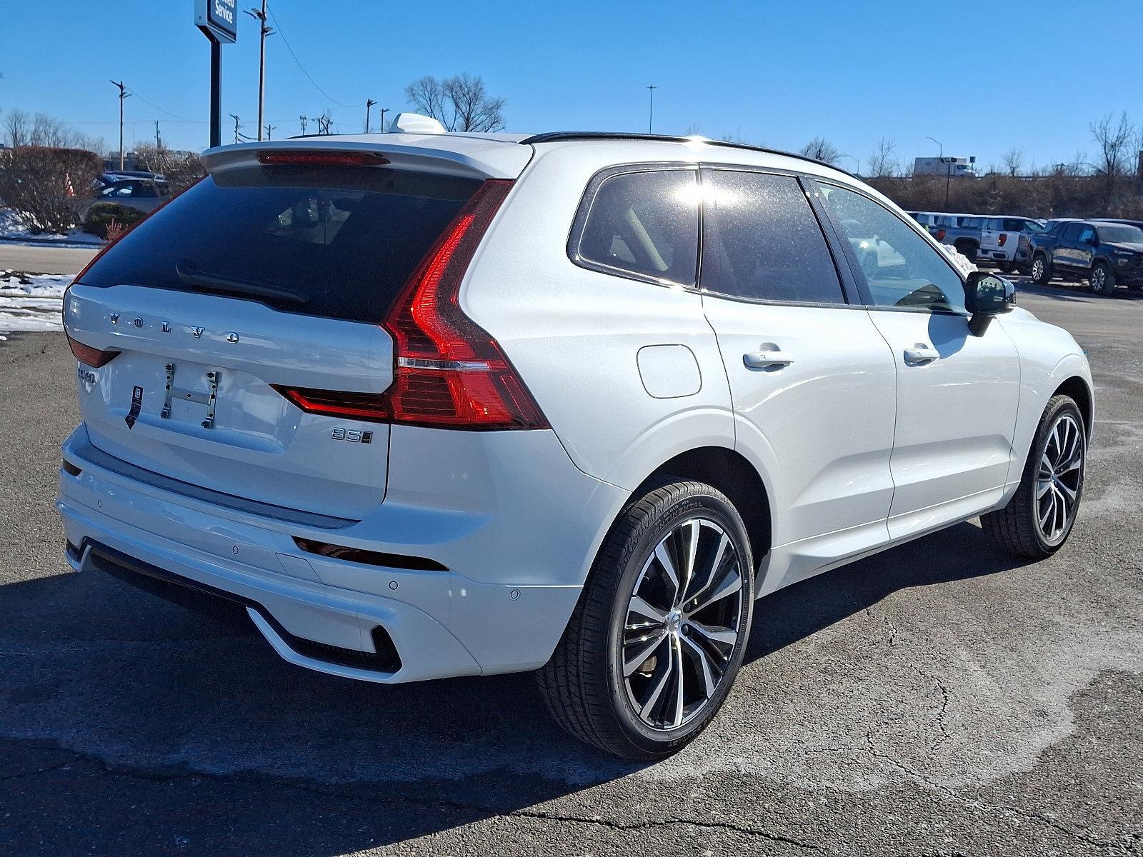 2025 Volvo XC60 Vehicle Photo in Trevose, PA 19053