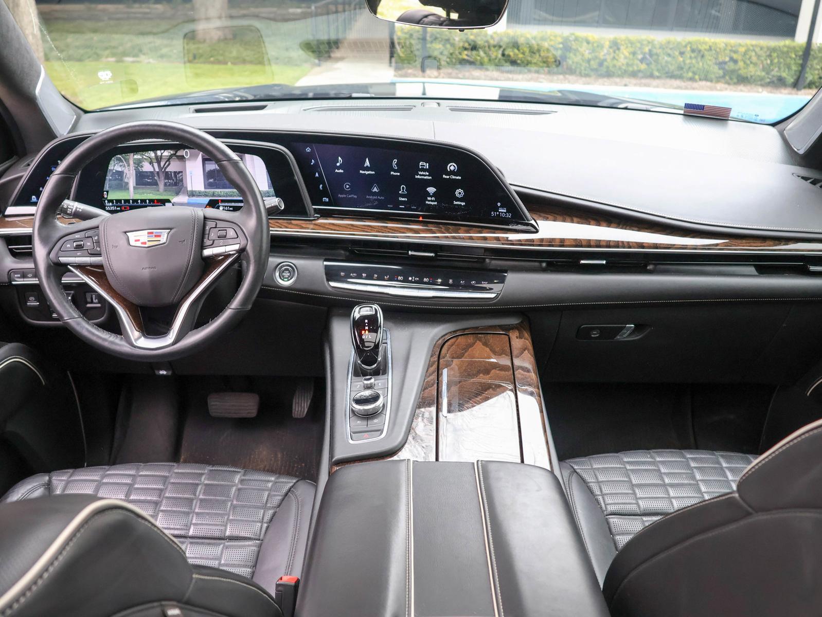 2021 Cadillac Escalade Vehicle Photo in DALLAS, TX 75209-3095