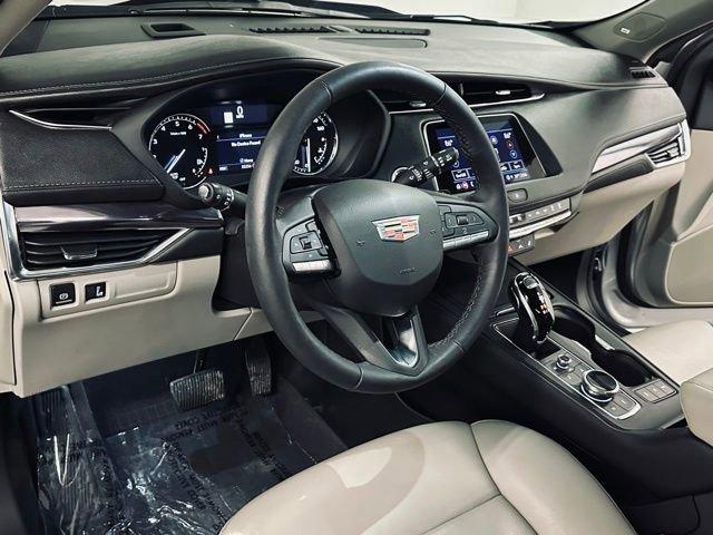 2022 Cadillac XT4 Vehicle Photo in MEDINA, OH 44256-9631