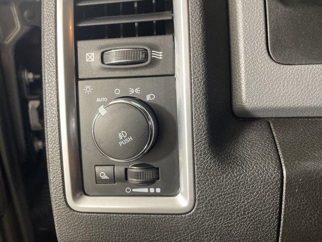 2020 Ram 1500 Classic Vehicle Photo in PHOENIX, AZ 85014-3381