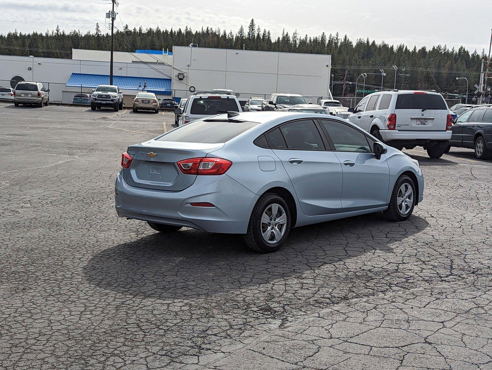 2017 Chevrolet Cruze Vehicle Photo in Spokane Valley, WA 99212