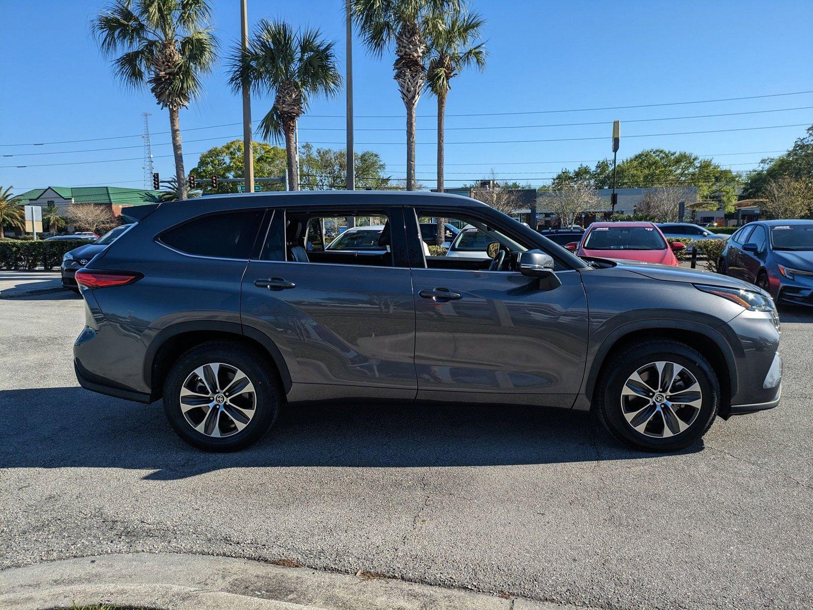 2022 Toyota Highlander Vehicle Photo in Winter Park, FL 32792