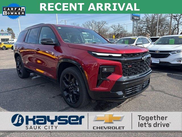 2024 Chevrolet Traverse Vehicle Photo in SAUK CITY, WI 53583-1301