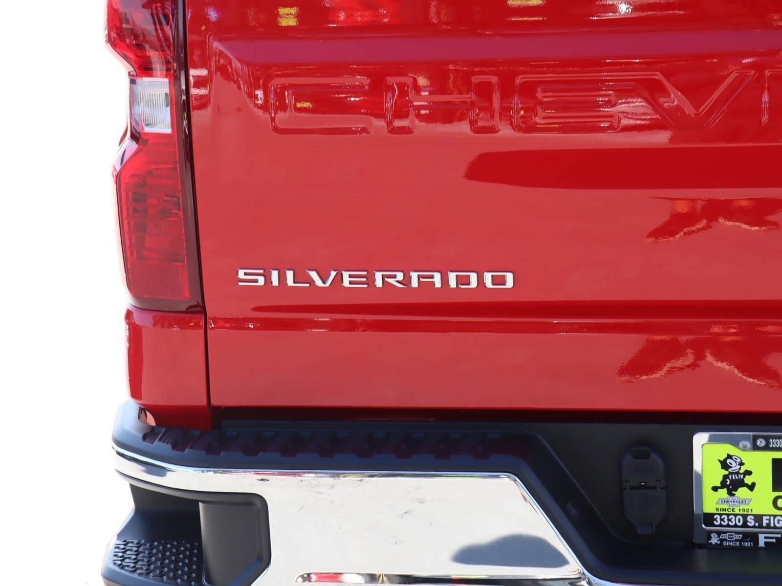 2025 Chevrolet Silverado 1500 Vehicle Photo in LOS ANGELES, CA 90007-3794