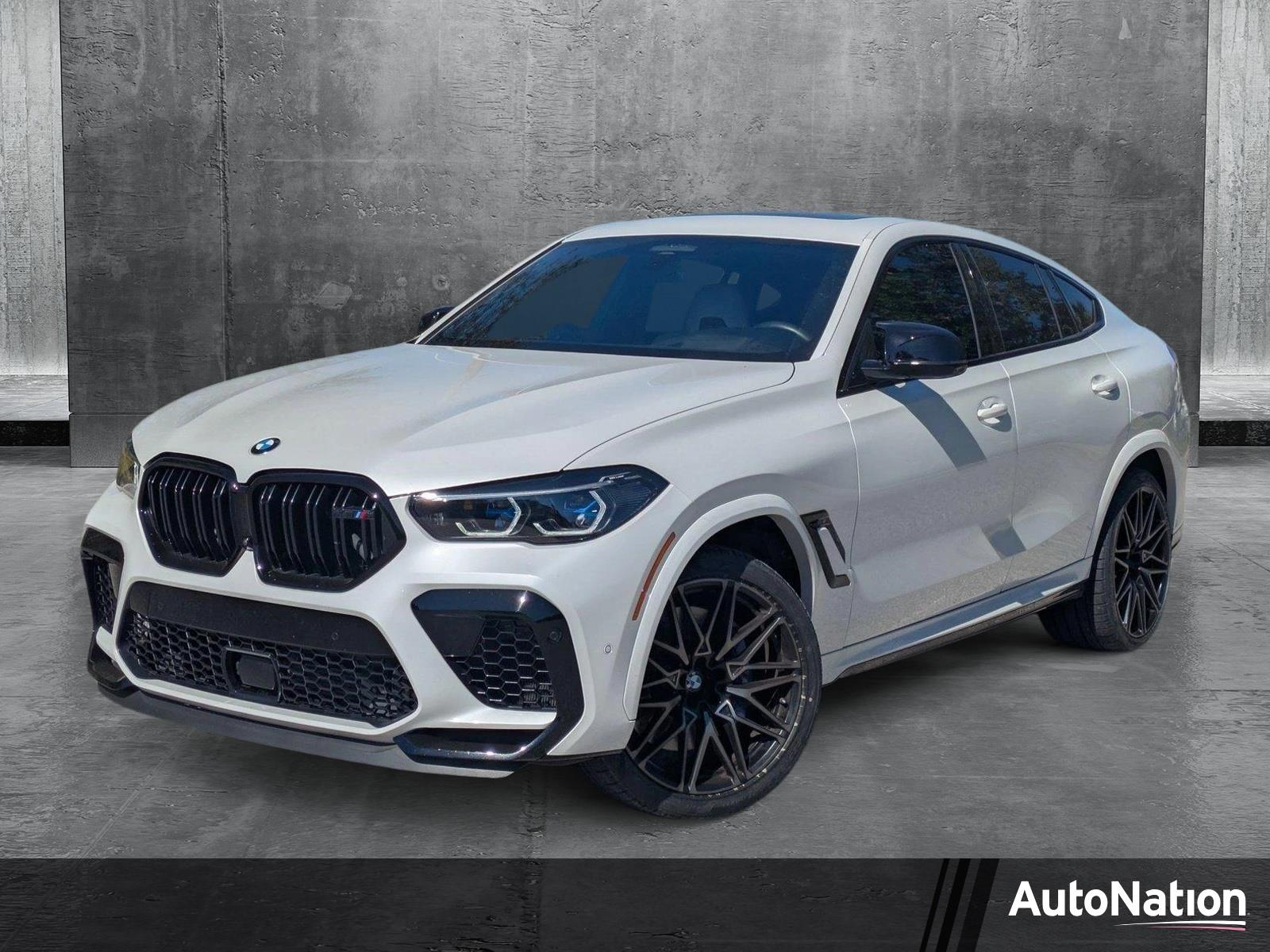 2022 BMW X6 M Vehicle Photo in Sarasota, FL 34231