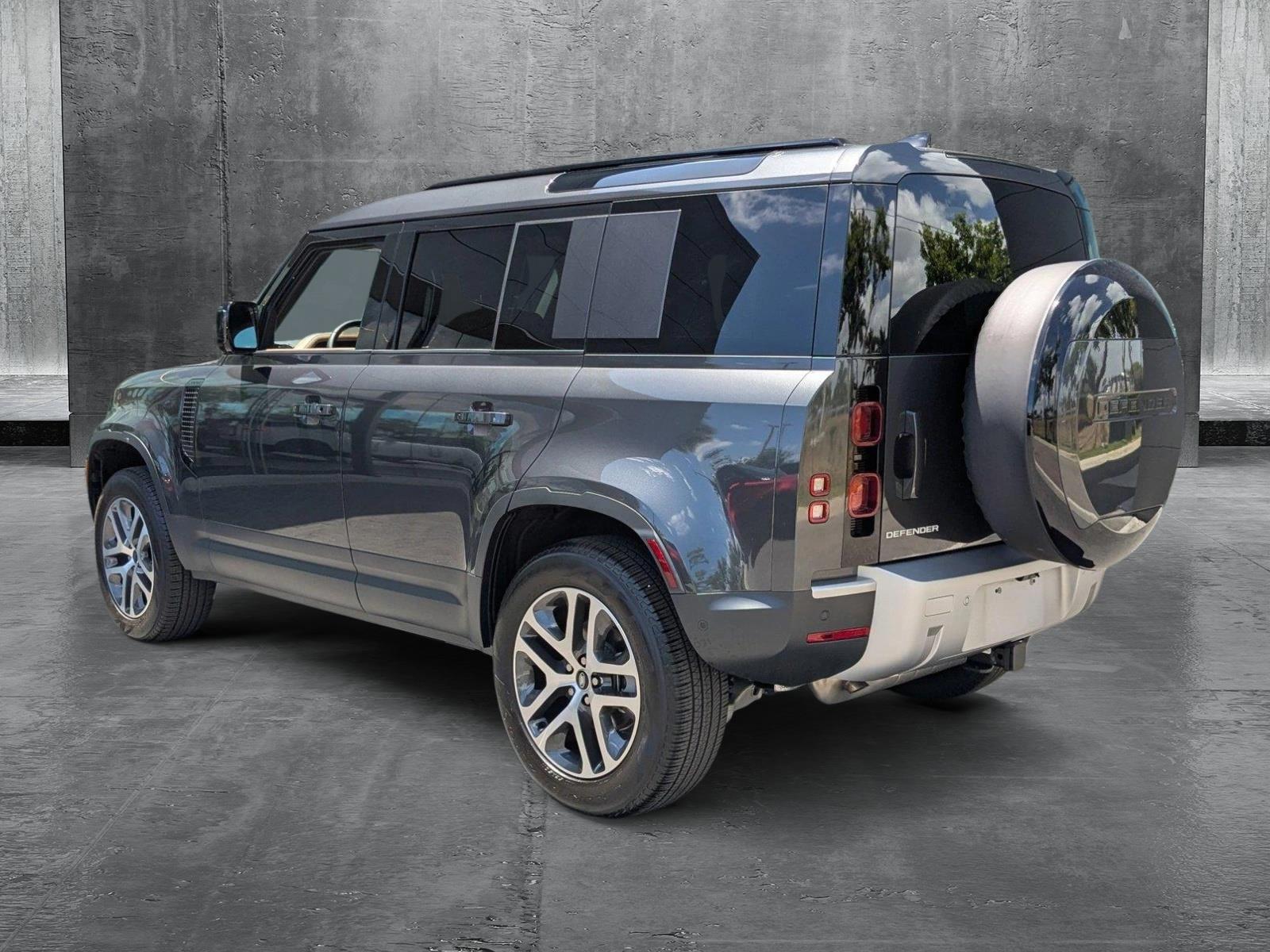 2025 Land Rover Defender Vehicle Photo in Pompano Beach, FL 33064