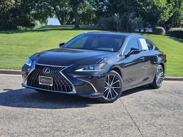 2024 Lexus ES 350 Vehicle Photo in FORT WORTH, TX 76132