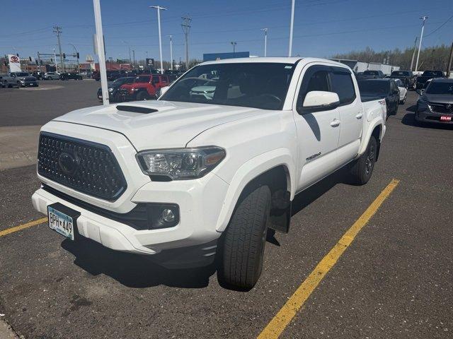 Used 2018 Toyota Tacoma TRD Sport with VIN 3TMCZ5AN8JM153038 for sale in Hermantown, Minnesota