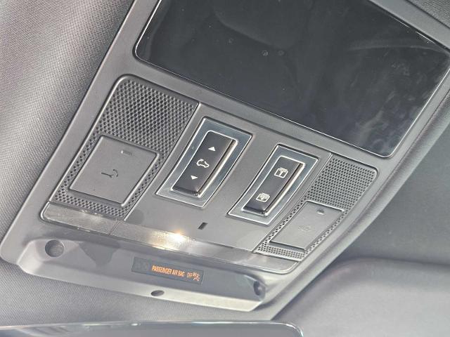 2024 Defender Vehicle Photo in AUSTIN, TX 78717