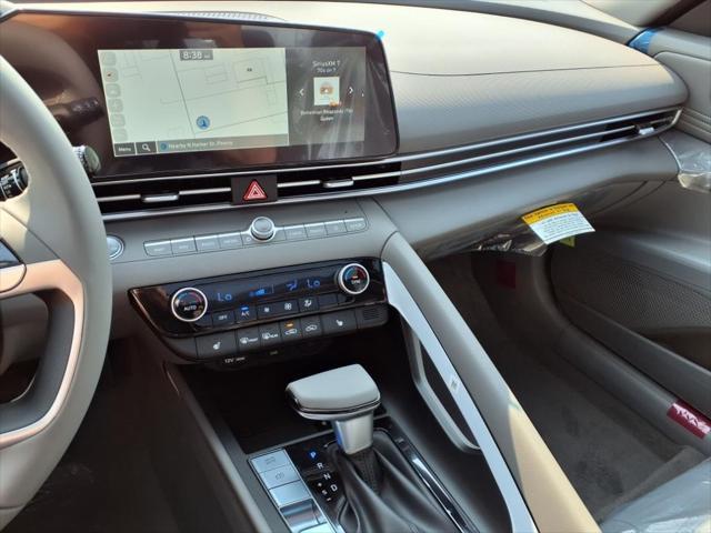 2025 Hyundai ELANTRA Vehicle Photo in Peoria, IL 61615