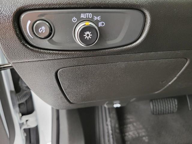 2024 Chevrolet Malibu Vehicle Photo in APPLETON, WI 54914-4656