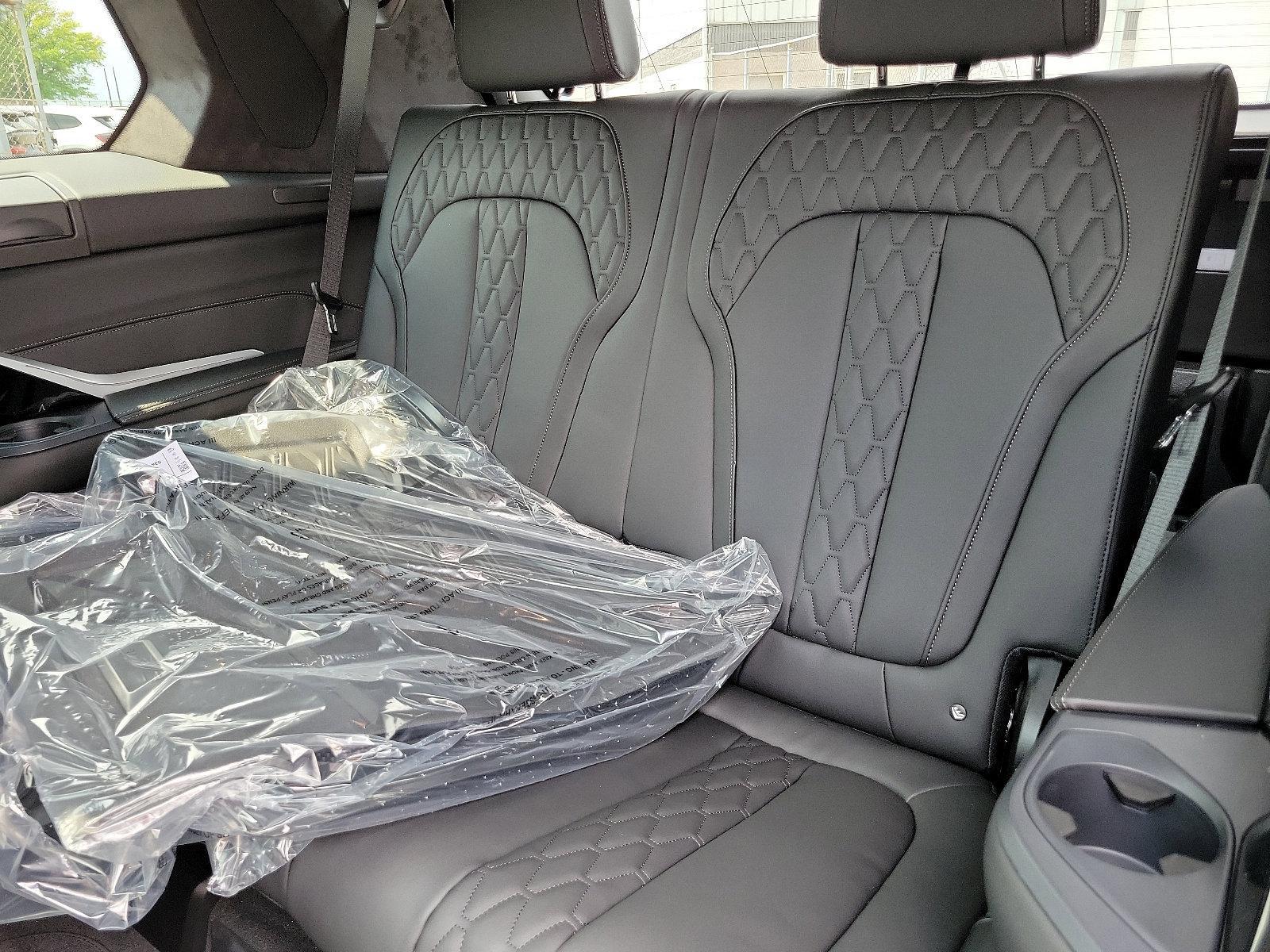 2025 BMW X7 M60i Vehicle Photo in Lancaster, PA 17601